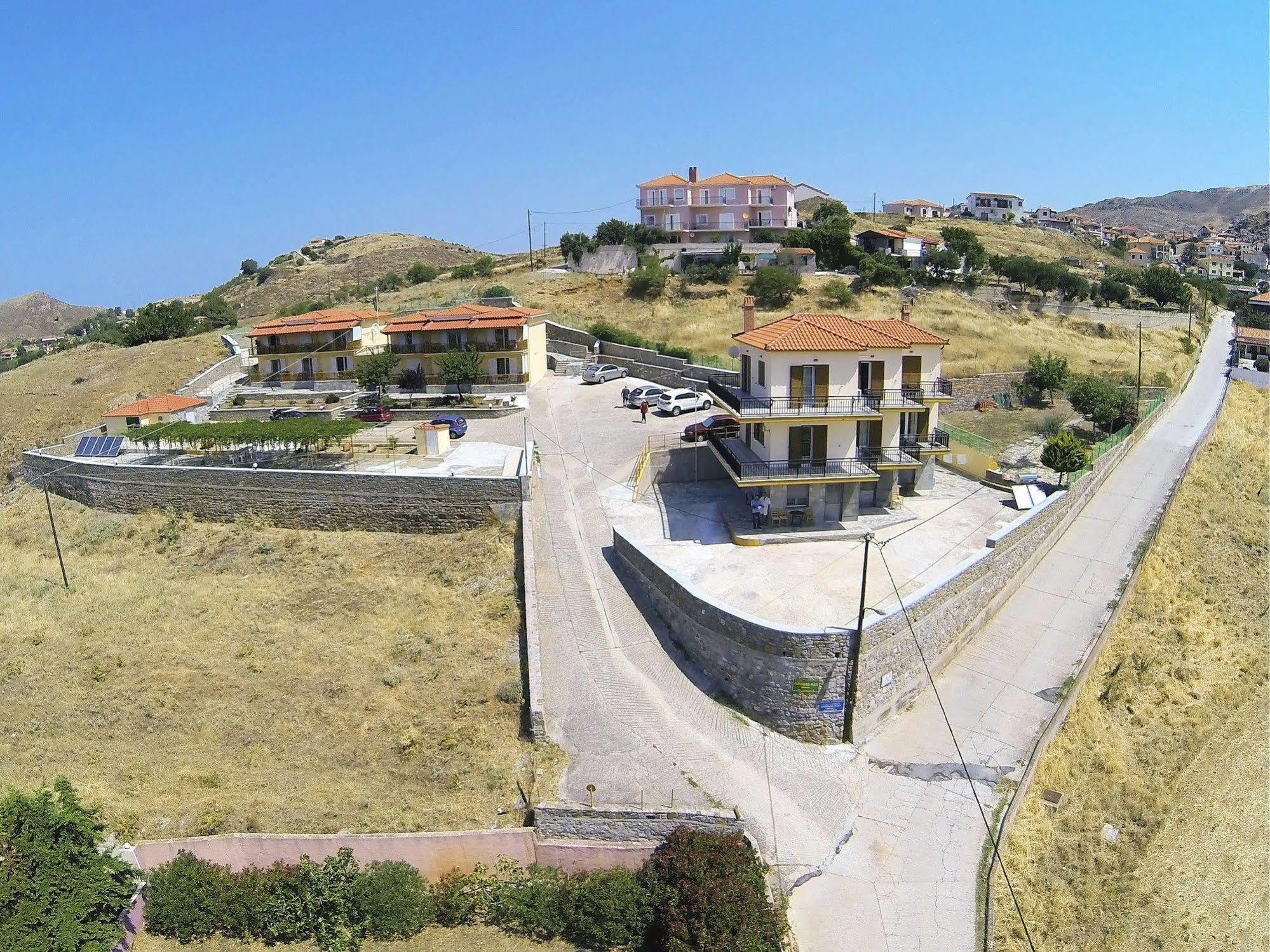 Panorama Plati Aparthotel Bagian luar foto